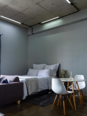 Lux Studio Apartment @ Hallmark House